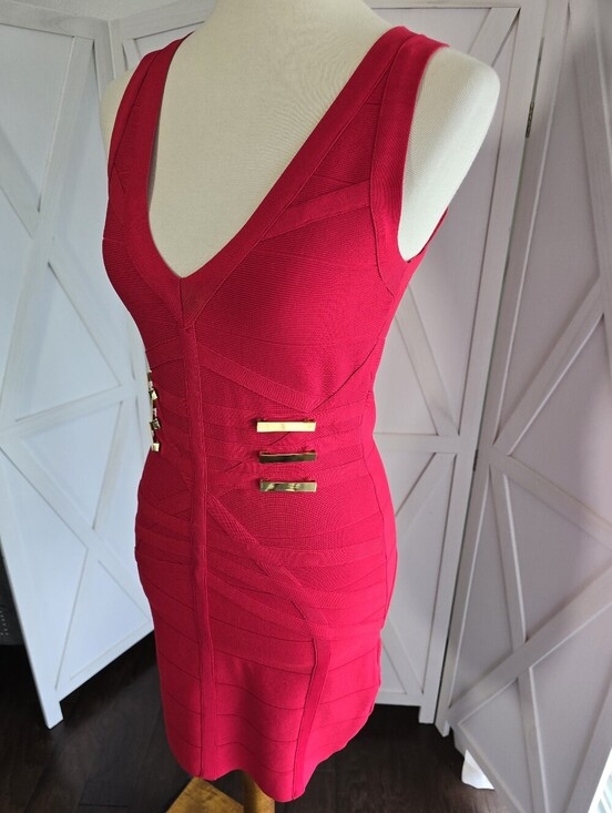 bebe Dresses & Skirts - Bebe Hot Red Sleeveless V-Neck Mini Dress with Decorative Gold Bars